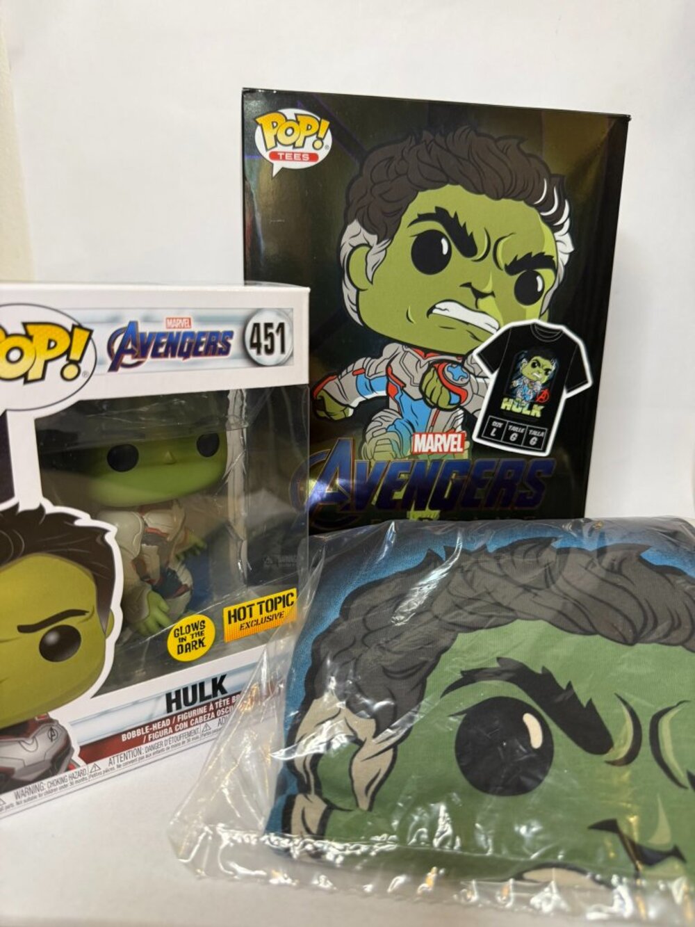Funko Pop! & Tee - Unisex L Avengers Endgame Hulk Hot Topic Exclusive Glow GITD